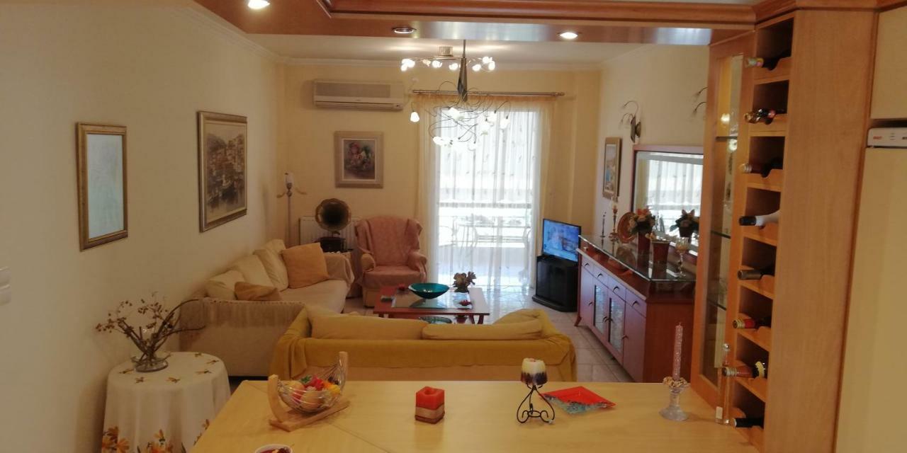 Apartment Giorgos Kalamata Ngoại thất bức ảnh