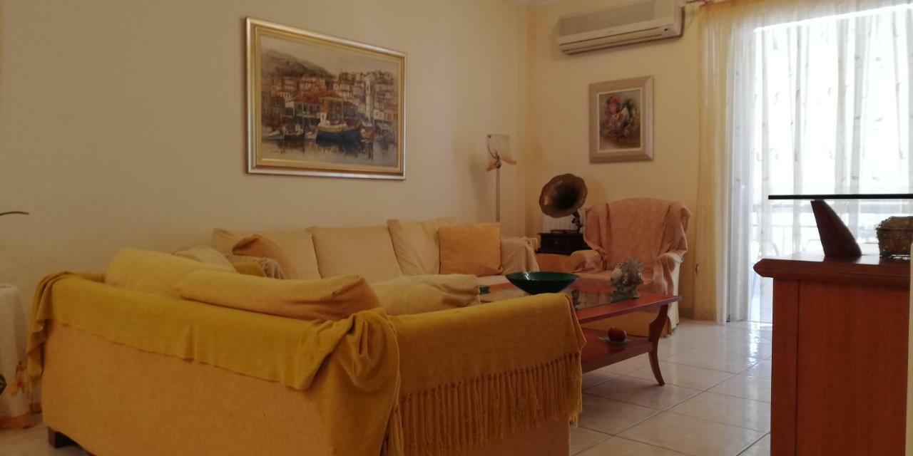 Apartment Giorgos Kalamata Ngoại thất bức ảnh