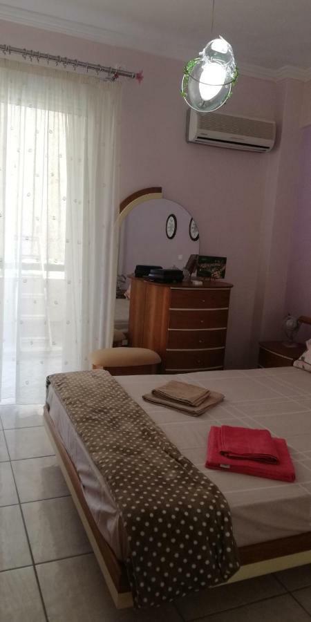 Apartment Giorgos Kalamata Ngoại thất bức ảnh
